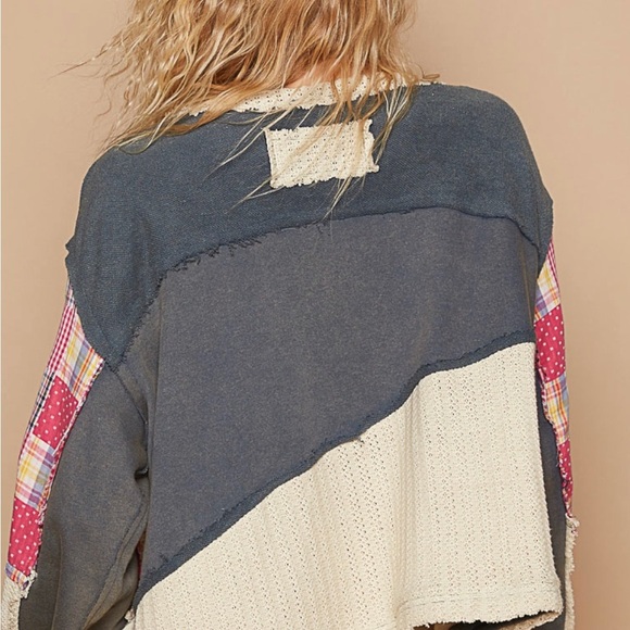 NEW POL Pice Sign Round Neck Long Sleeves Oversized Fit French Terry Top - Picture 4 of 5